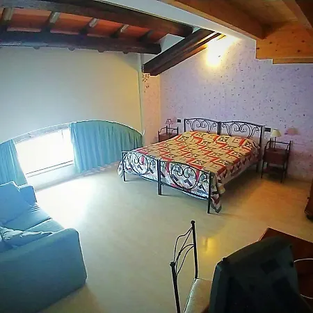 Country house Agriturismo Il Tondino *
