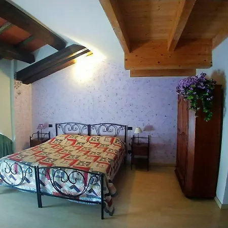 Agriturismo Il Tondino Kır Evi Tabiano Terme