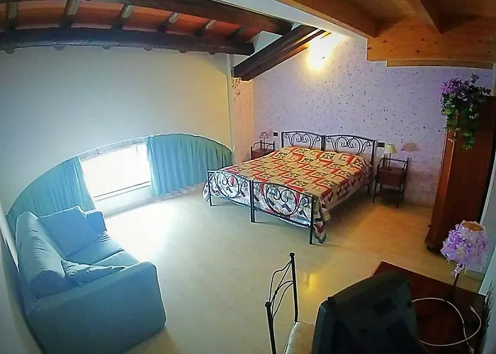 Летний дом Agriturismo Il Tondino *