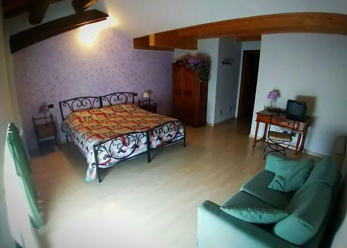 Agriturismo Il Tondino Летний дом *