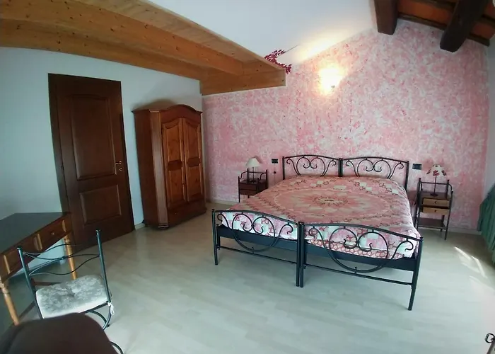 Agriturismo Il Tondino Летний дом *